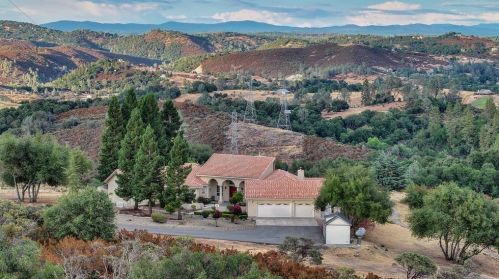 4210 Chemise Ln, Rescue, CA 95672-9475