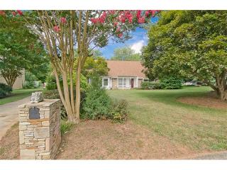 3195 Hembry Ct, Marietta, GA 30062-5127