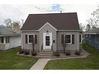 4016 Welcome Ave, Minneapolis, MN 55422-1727