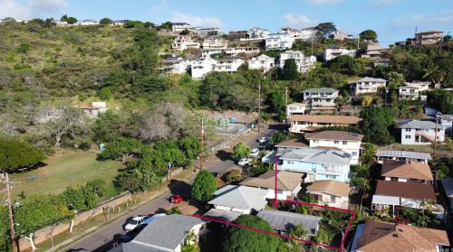 3877 Claudine St, Honolulu HI  96816-4333 exterior