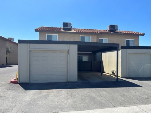 107 Tiger Ln, San Jacinto, CA 92583-2651
