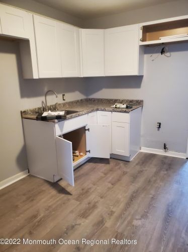 218 17th Ave, Paterson, NJ 07504-2016