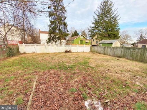 1744 Gross Ave, Camden NJ 08110-2702 exterior