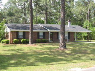 2403 Thomas St, Adel, GA 31620-4023