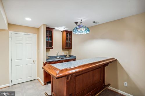 11924 Viewcrest Ter, Silver Spring MD 20902-1553 exterior