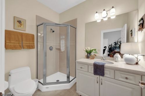 2 Sherwood Ct, Dover NJ  07869-2624 exterior