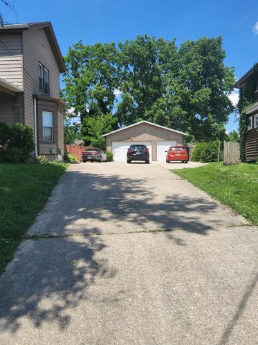 40 Ferndale Ave, Cincinnati OH 45216-1317 exterior