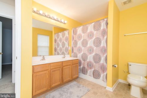 479 Prospect Hl Blvd, Charles Town WV 25414-5498 exterior