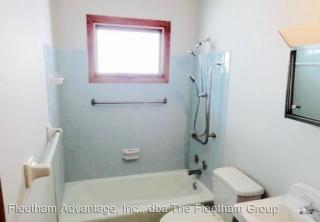 1008 Marshall Ave, Saint Paul MN  55104-6505 exterior