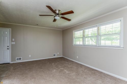 3837 Eagle Woods Cir, Lithonia GA  30038-3925 exterior
