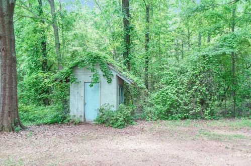 1640 Athens Hwy, Jefferson GA  30549-5824 exterior