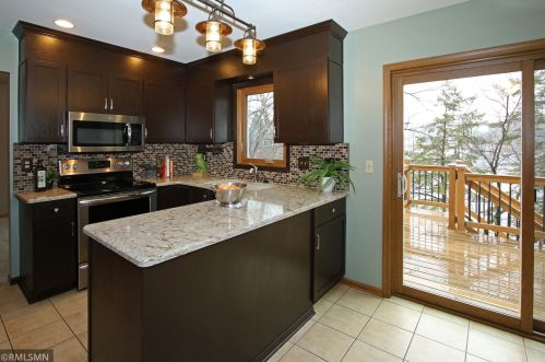 4242 Augusta Ct, Saint Paul, MN 55123-2027