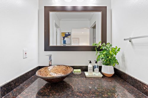 1742 Crater Lk Ave, Milpitas CA 95035-6669 exterior