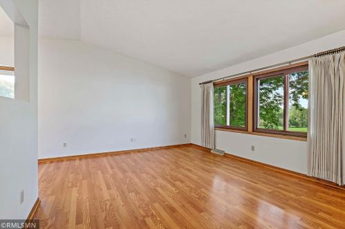 4274 Bridgewood Ter, Saint Paul MN  55127-7805 exterior