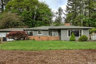 2978 Sunny Ln, Albany, OR 97321-9638