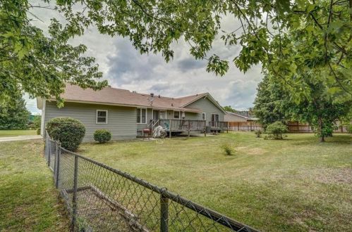 1985 Smyrna Ln, Conyers GA 30094-5158 exterior