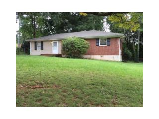 3299 Bonway Dr, Decatur, GA 30032-2429