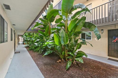 490 4th Ave, Chula Vista, CA 91910-4400