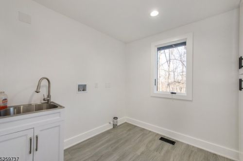 113 Everdale Rd, Dover NJ  07869-2301 exterior