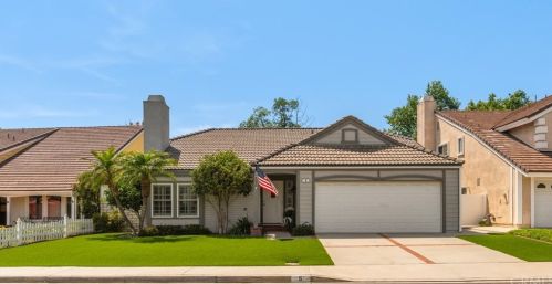 5 Fulton, Irvine CA  92620-3349 exterior