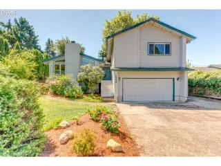 10080 Cynthia St, Beaverton, OR 97008-6076