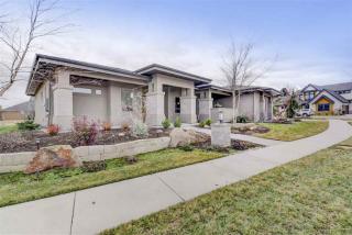 3168 Brookwater Ln, Pearl, ID 83616-5667