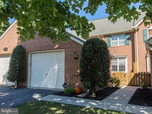 180 Summitville Ct, Lancaster, PA 17603-9016