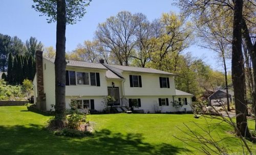 134 Birch Dr, Cheshire, CT 06410-7112