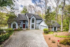7337 Coastal Dr, Harrison, TN 37341-9642