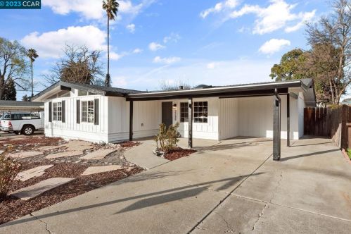 2248 Huron Dr, Concord CA  94519-2033 exterior