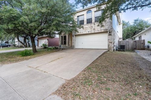 8420 Alvin High Ln, Austin TX  78729-3770 exterior