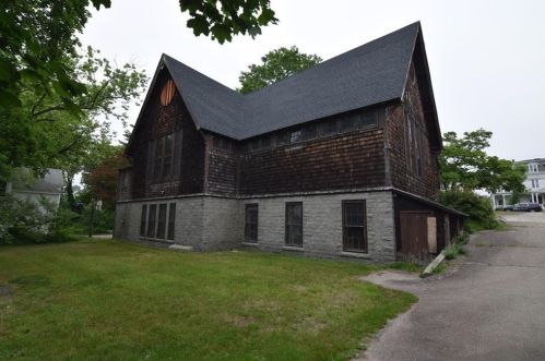 23 Elm St, Westerly, RI 02891-2125