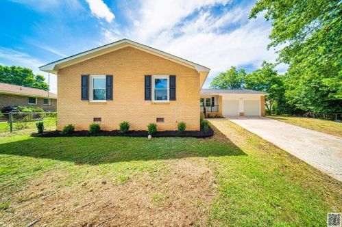 1015 Beaumont Ct, North Augusta, SC 29841-4506