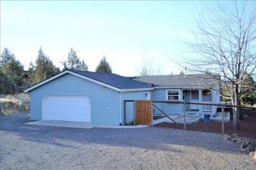 8421 Shad Rd, Terrebonne OR  97760-7814 exterior