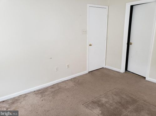 14203 Wolf Creek Pl, Silver Spring MD 20906-6196 exterior