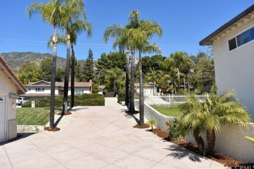 330 25th St, Upland, CA 91784-1105