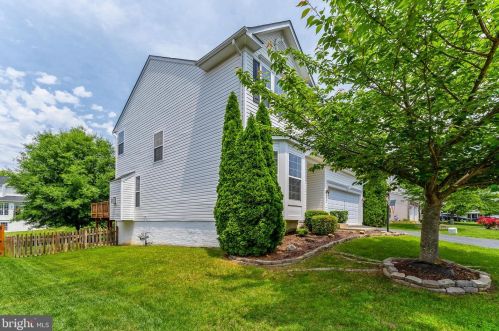 15266 Leopard Tortoise Way, Woodbridge, VA 22193-5878
