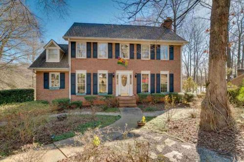 137 Waterford Dr, Inman, SC 29349-6704