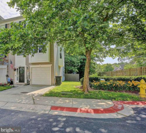 8035 Apple Valley Dr, Riviera Beach, MD 21122-4174