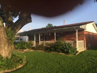 6212 Kawanee Ave, Metairie LA  70003-3225 exterior