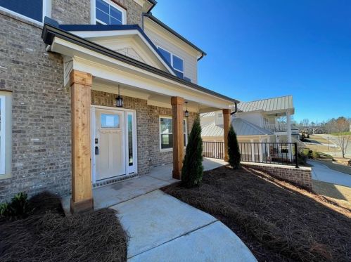 2747 Roller Mill Dr, Jefferson, GA 30549-8932