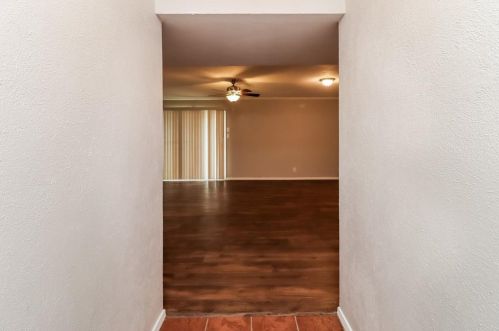 1105 Trammell Dr, Fort Worth TX  76126-3717 exterior