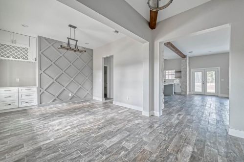 206 Cattle Drive Trl, Angleton TX 77515-9085 exterior