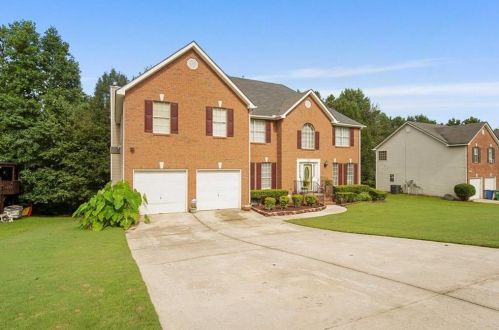 3911 Button Gate Ct, Lithonia, GA 30038-3866
