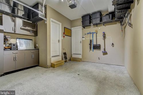 1333 Howard St, Philadelphia PA 19122-3209 exterior