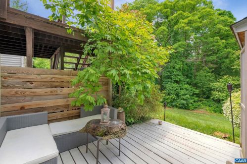 1474 Minor Ridge Ct, Charlottesville VA  22901-1630 exterior