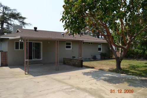 1301 Laster Ave, Anaheim CA  92802-2818 exterior