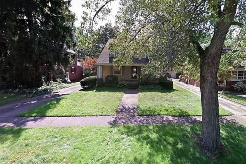 923 Oxford Ave, Massillon OH  44646-4153 exterior