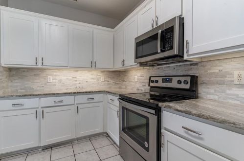 4905 Woodmeadow Dr, Fort Worth TX  76135-1824 exterior