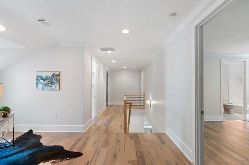 2731 Arden Rd, Atlanta GA  30305-1913 exterior